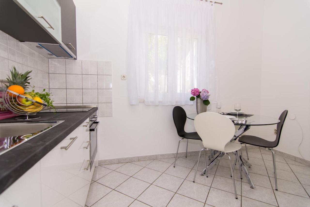 Apartmani Mlacic Donji Okrug  Eksteriør billede